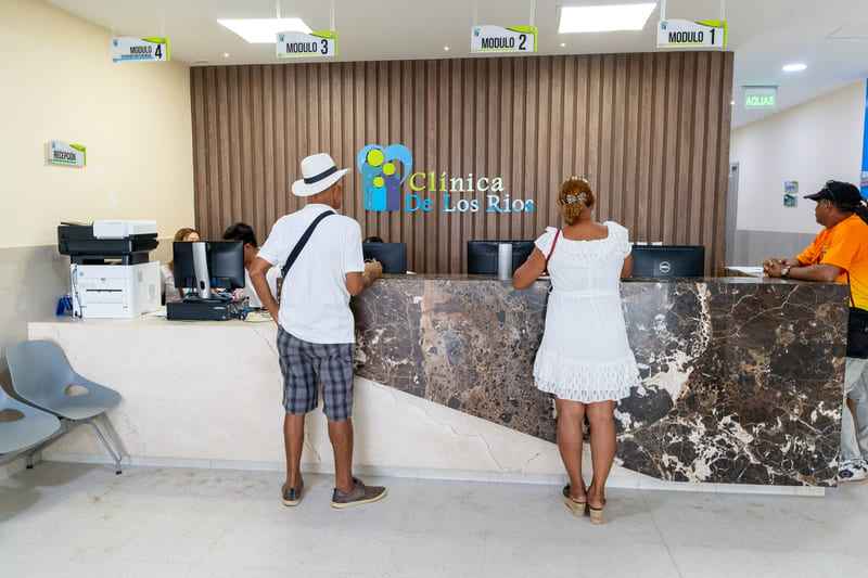 Clínica de los Ríos